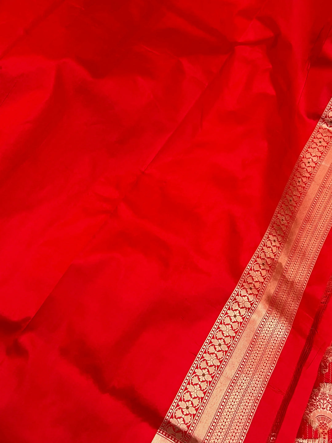 Red Pure Katan silk Handloom Banarasi Saree