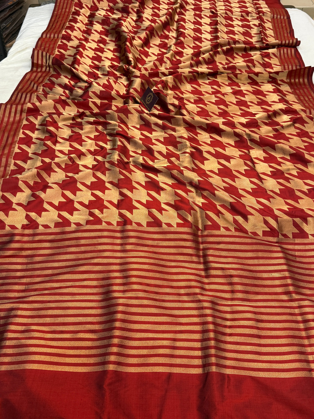 Maroon Pure Katan silk Handloom Banarasi Saree