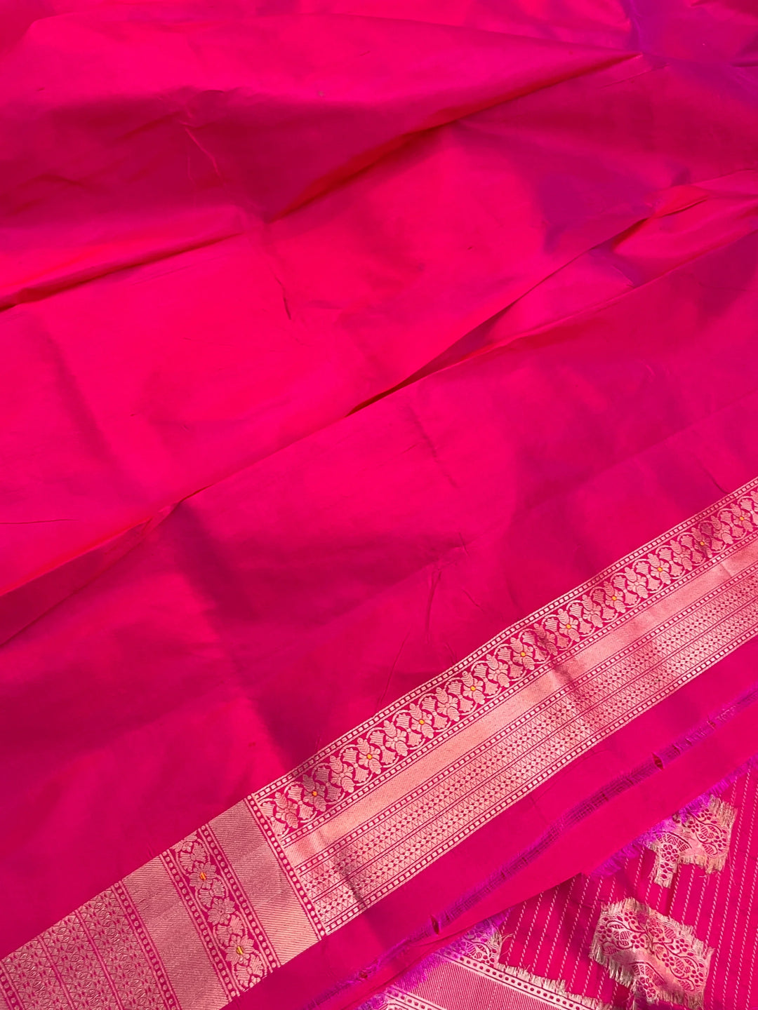 Rani Pure Katan silk Handloom Banarasi Saree
