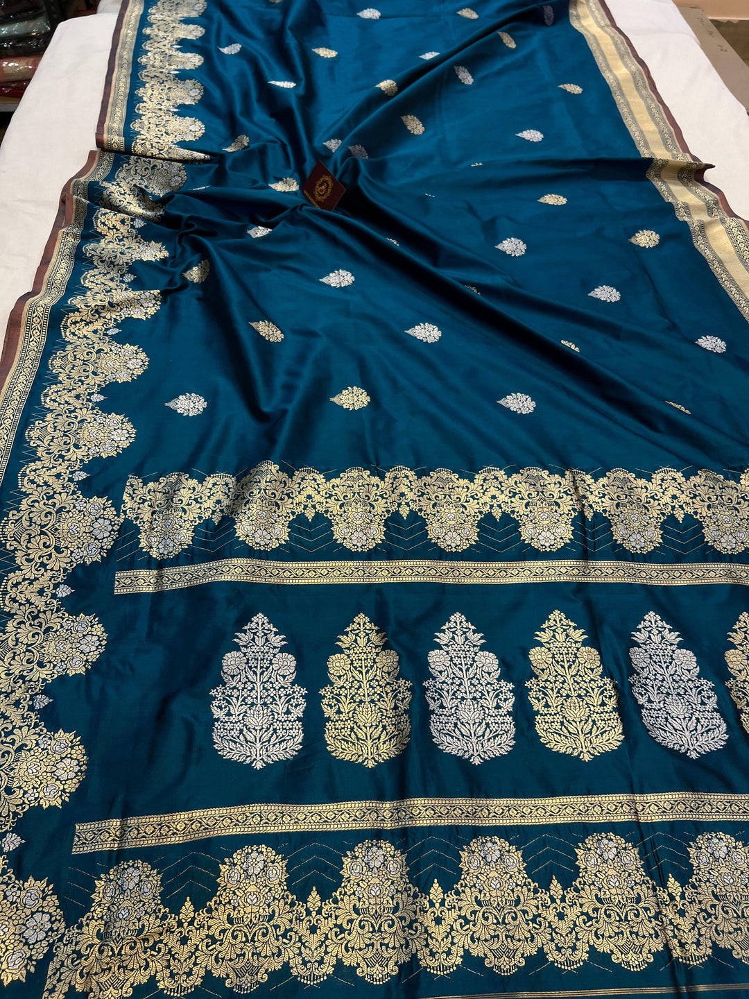 Teal Banarasi Handloom Katan Silk Saree - Aura Benaras