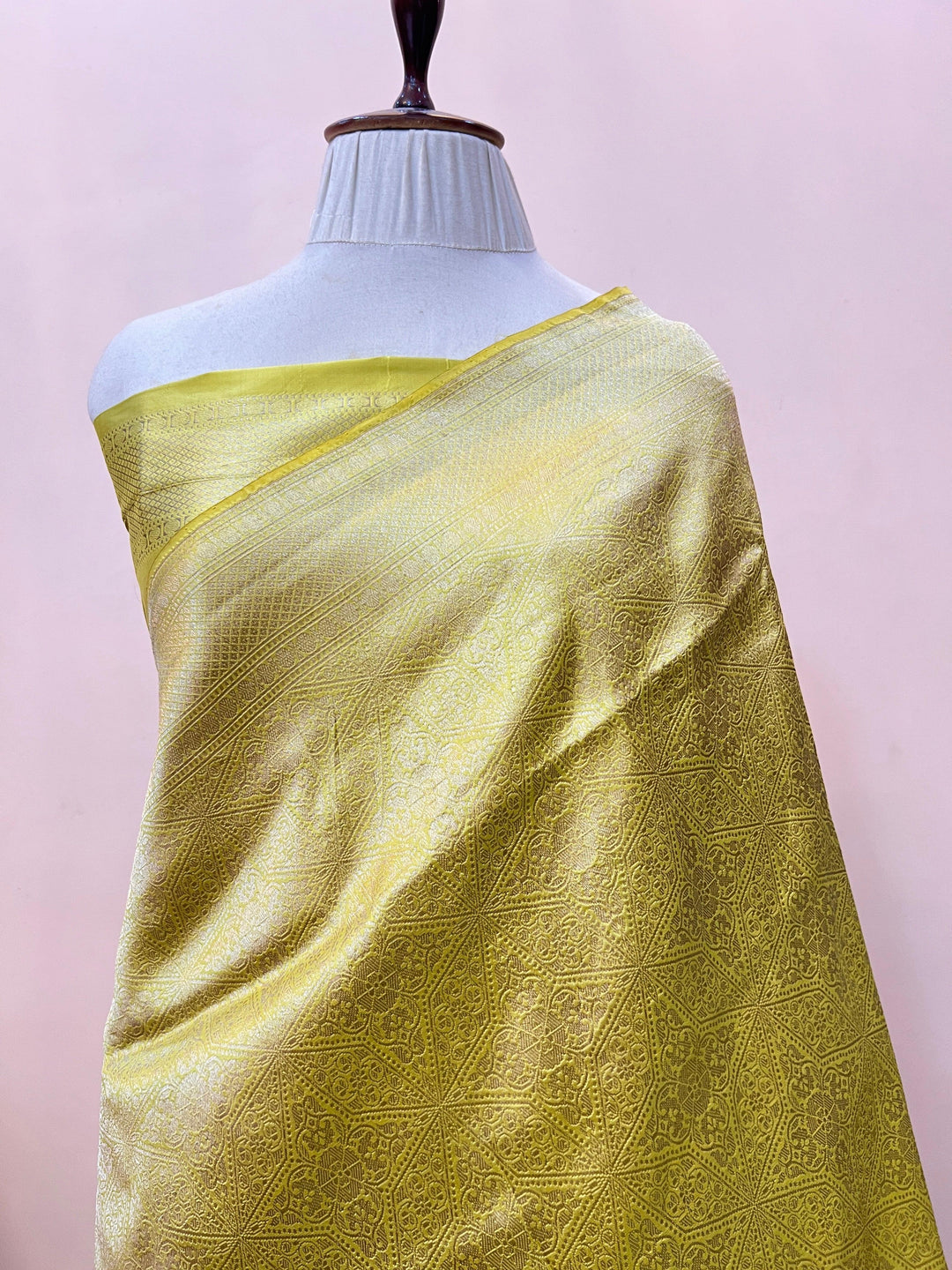 Pastel Yellow Pure Katan silk Handloom Banarasi Saree