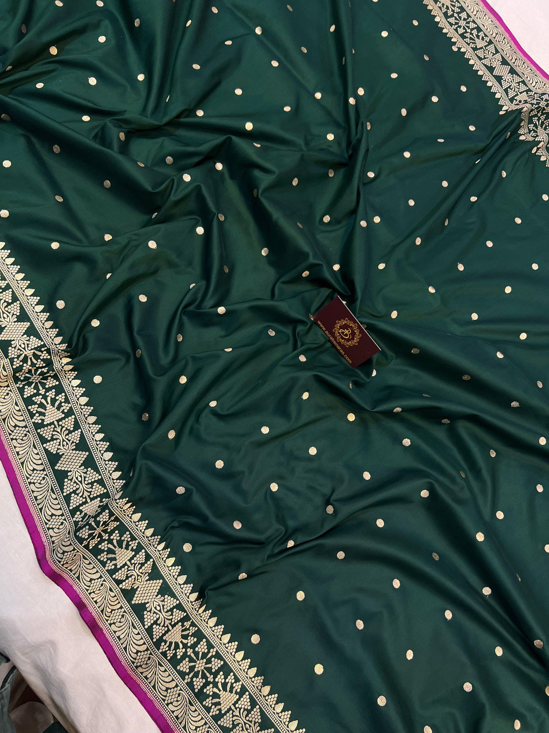Bottle Green Banarasi Handloom Katan Silk Saree - Aura Benaras