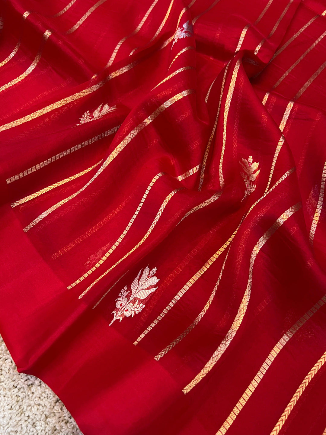 Red Pure Banarasi Handloom Kora Silk Saree - Aura Benaras
