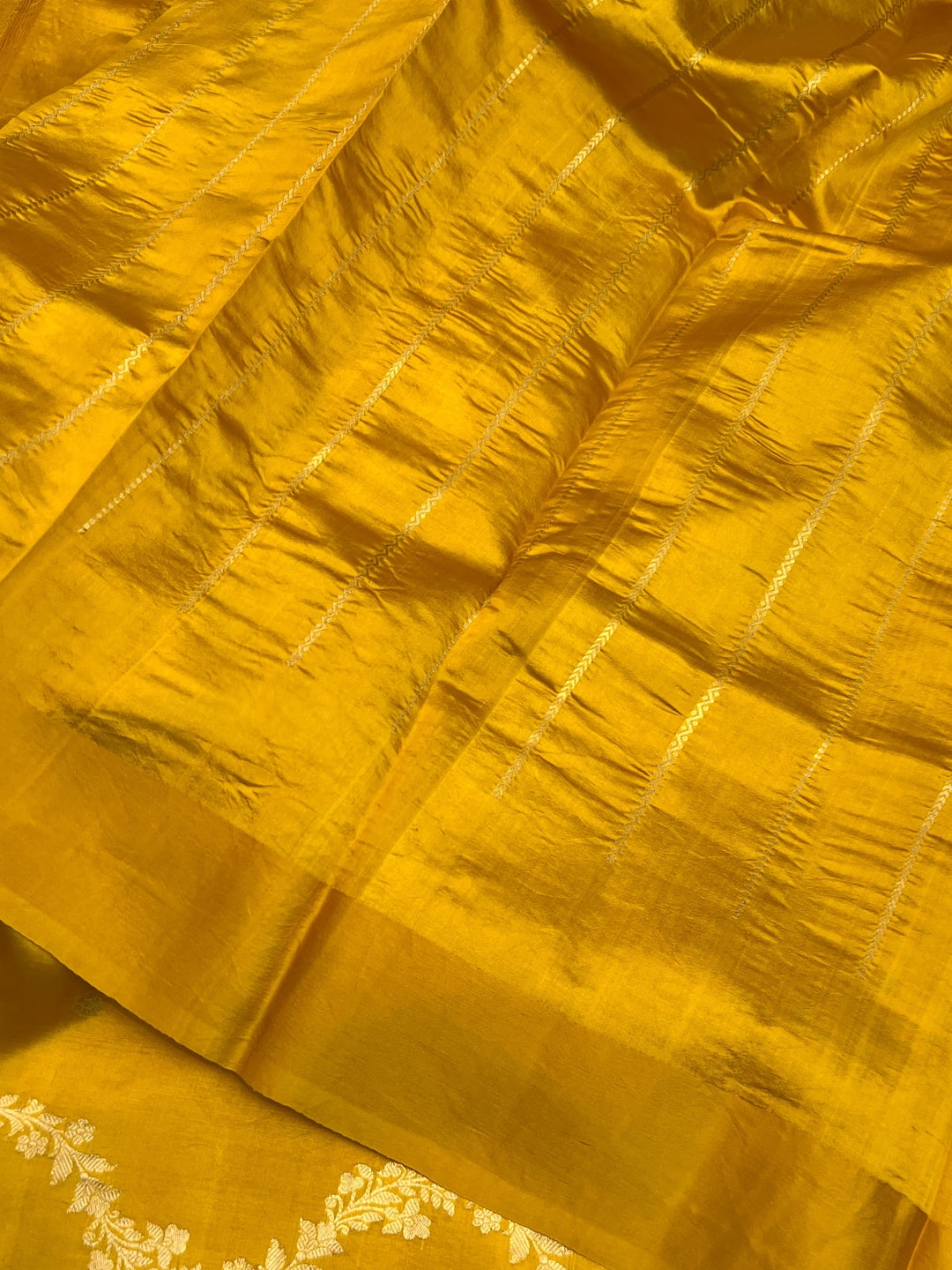 Yellow Pure Silk Handloom Banarasi Saree