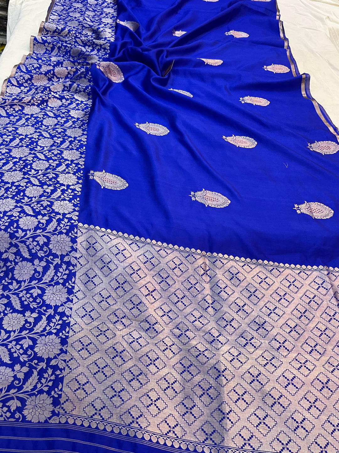 Royal Blue Pure Silk Handloom Banarasi Saree