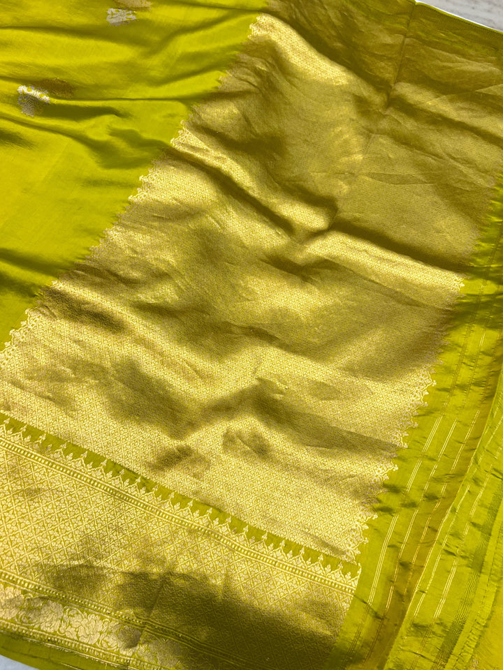 Buy Pure Silk Banarasi Saree – Kadhwa Sona Rupa & Zari Border