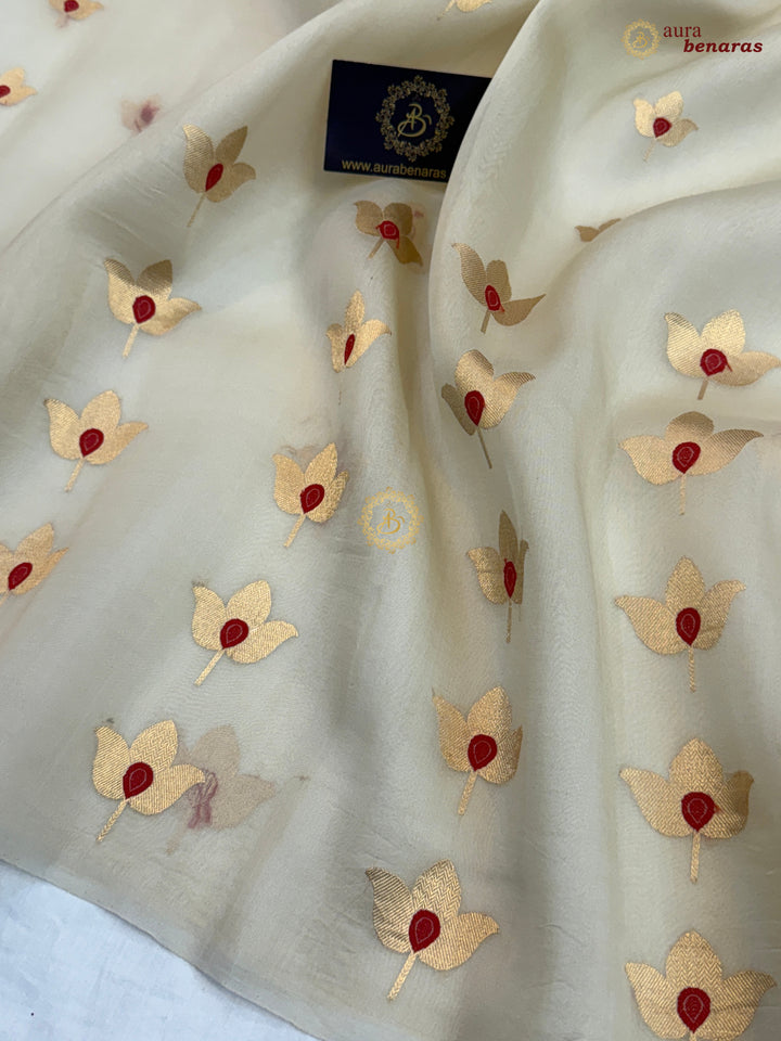 Cream Pure Kora Silk Banarasi Saree with Kadhwa Meenakari Lotus