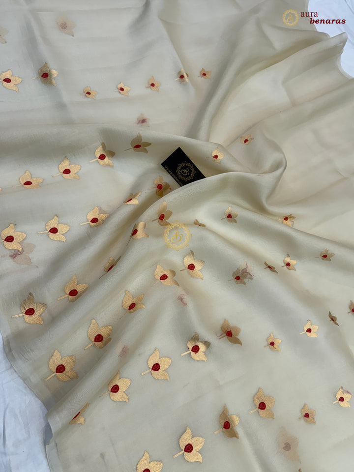 Cream Pure Kora Silk Banarasi Saree with Kadhwa Meenakari Lotus
