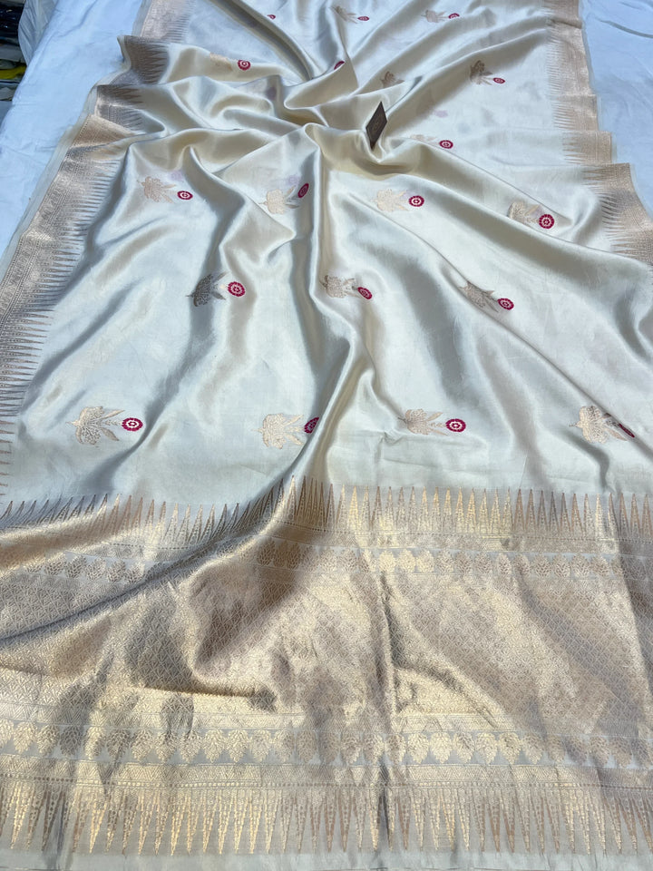 Buy Cream Pure Banarasi Handloom Silk Saree | Aura Benaras