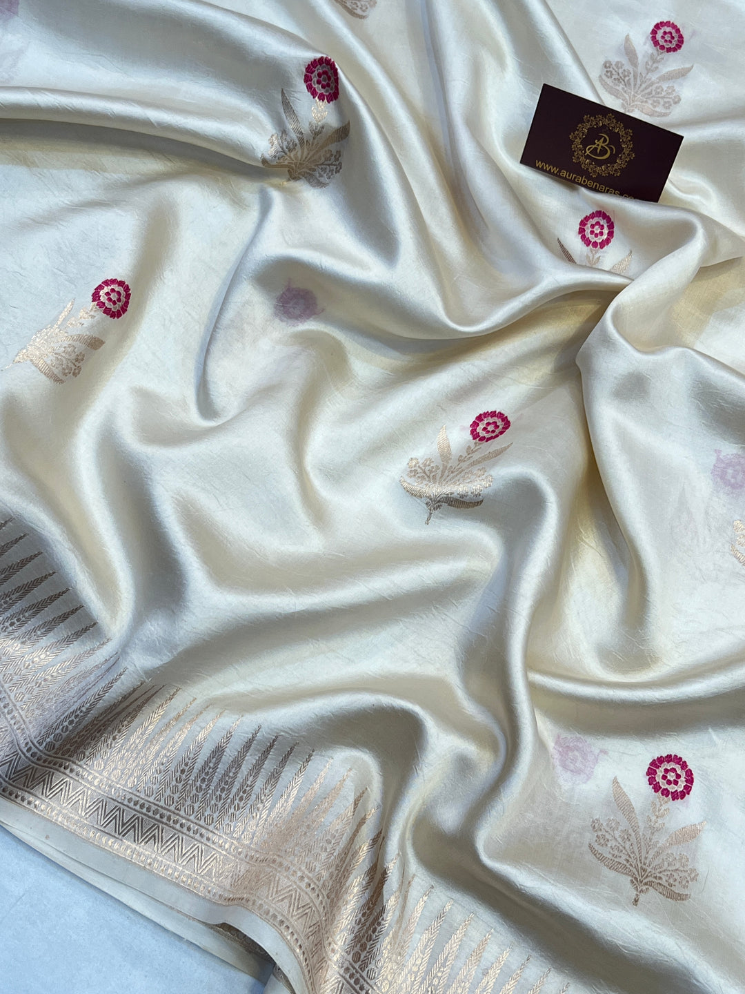 Buy Cream Pure Banarasi Handloom Silk Saree | Aura Benaras