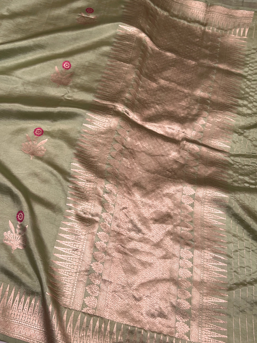 Basil Green Pure Banarasi Handloom Silk Saree | Aura Benaras