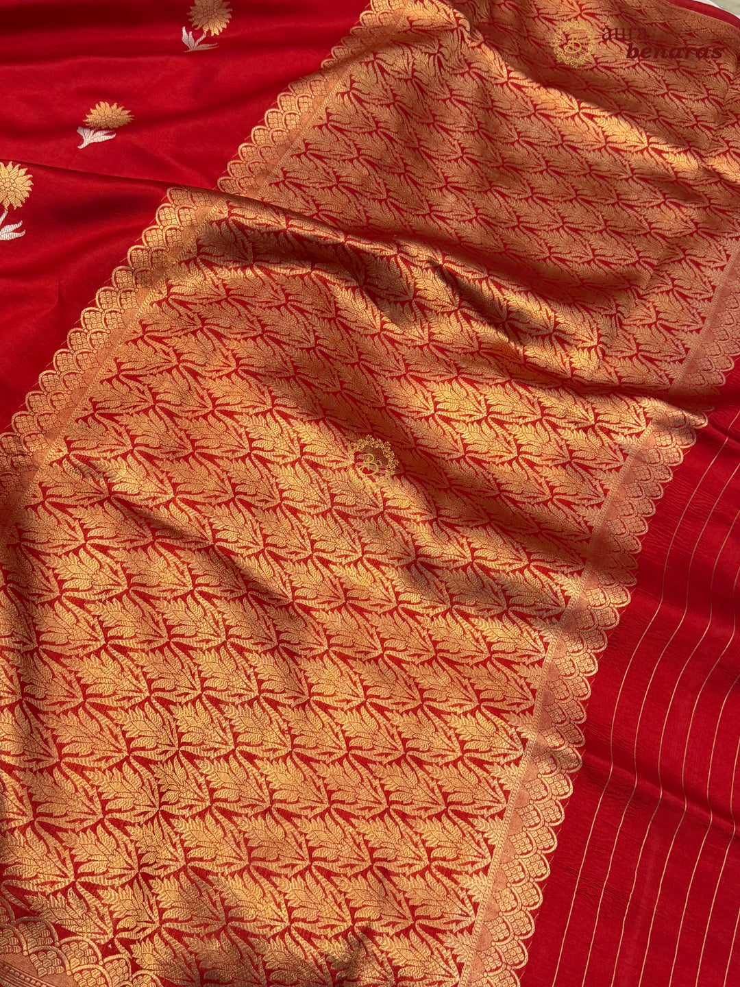 Red Pure Silk Handloom Banarasi Saree with Kadhwa Motifs