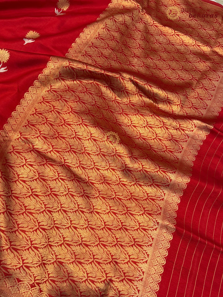 Red Pure Silk Handloom Banarasi Saree with Kadhwa Motifs