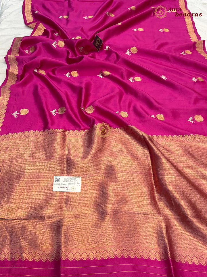 Rani Pink Pure Silk Handloom Banarasi Saree with Kadhwa Motifs