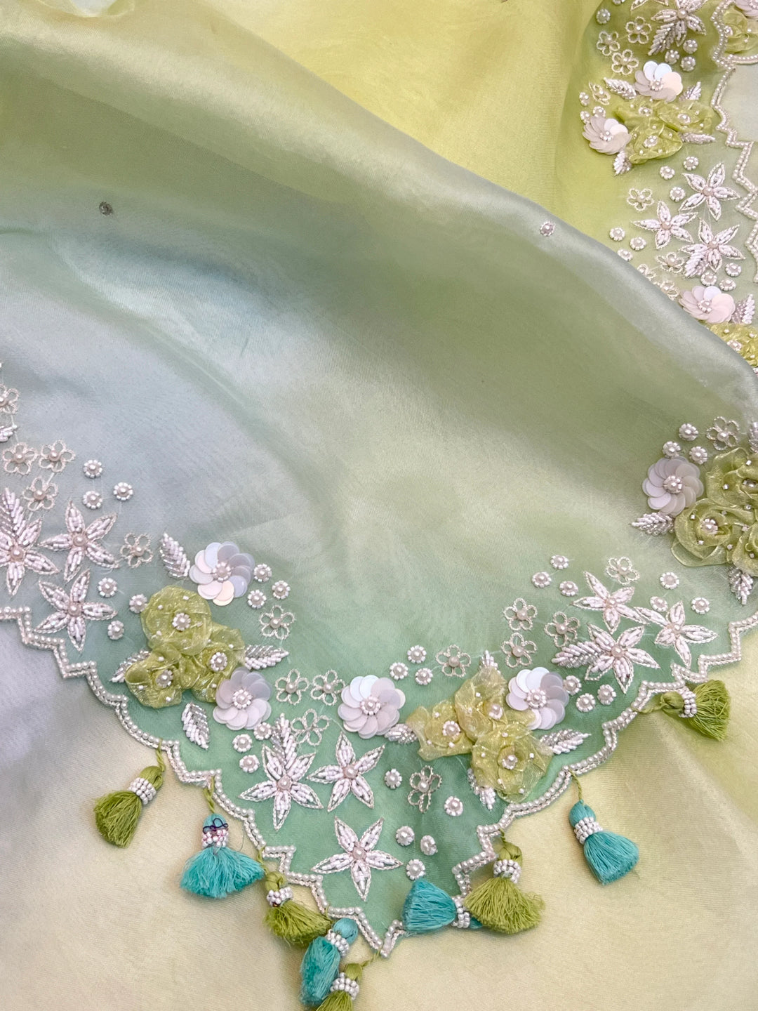 Pista Green Shaded Pure Kora Silk Saree - Aura Benaras