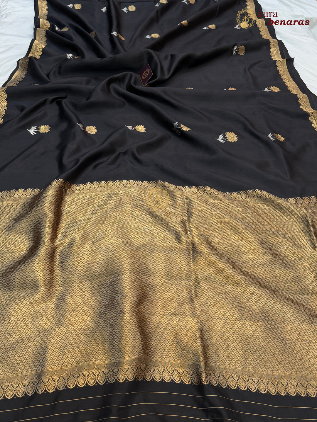 Black Pure Silk Handloom Banarasi Saree with Kadhwa Motifs