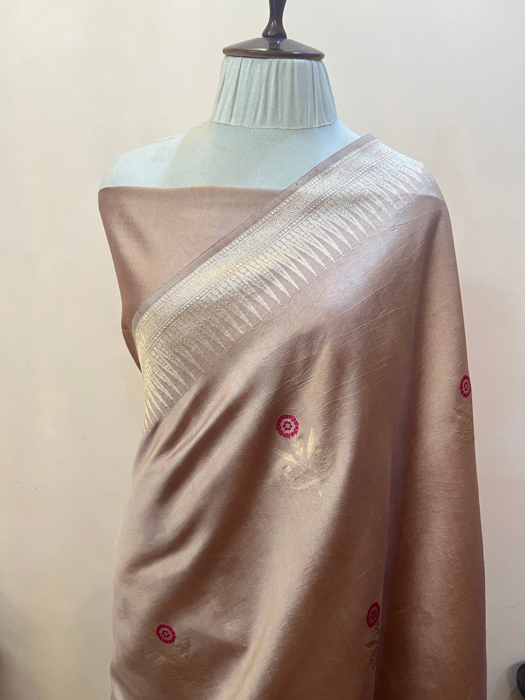 Dusty Rose Pure Banarasi Handloom Silk Saree | Aura Benaras