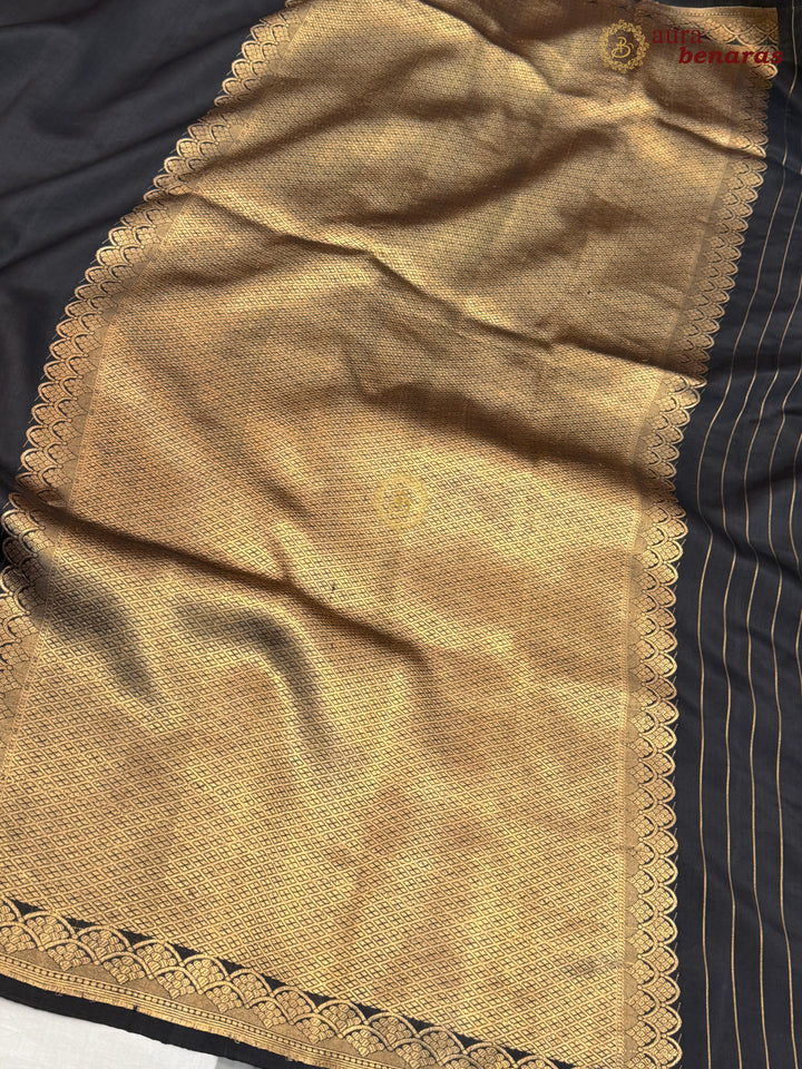 Black Pure Silk Handloom Banarasi Saree with Kadhwa Motifs