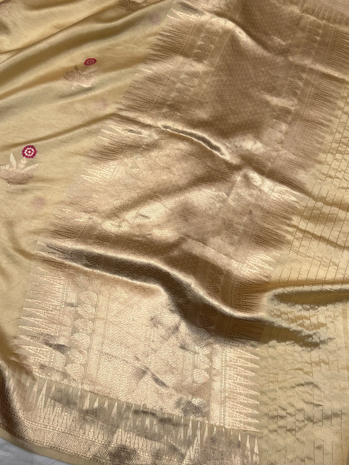 Golden Pure Banarasi Handloom Silk Saree | Aura Benaras