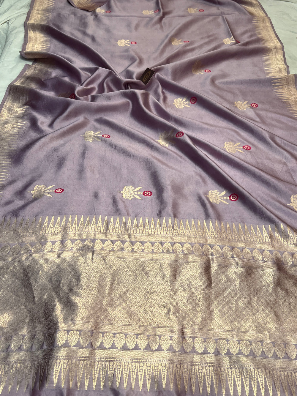 Lavender Pure Banarasi Handloom Silk Saree | Aura Benaras