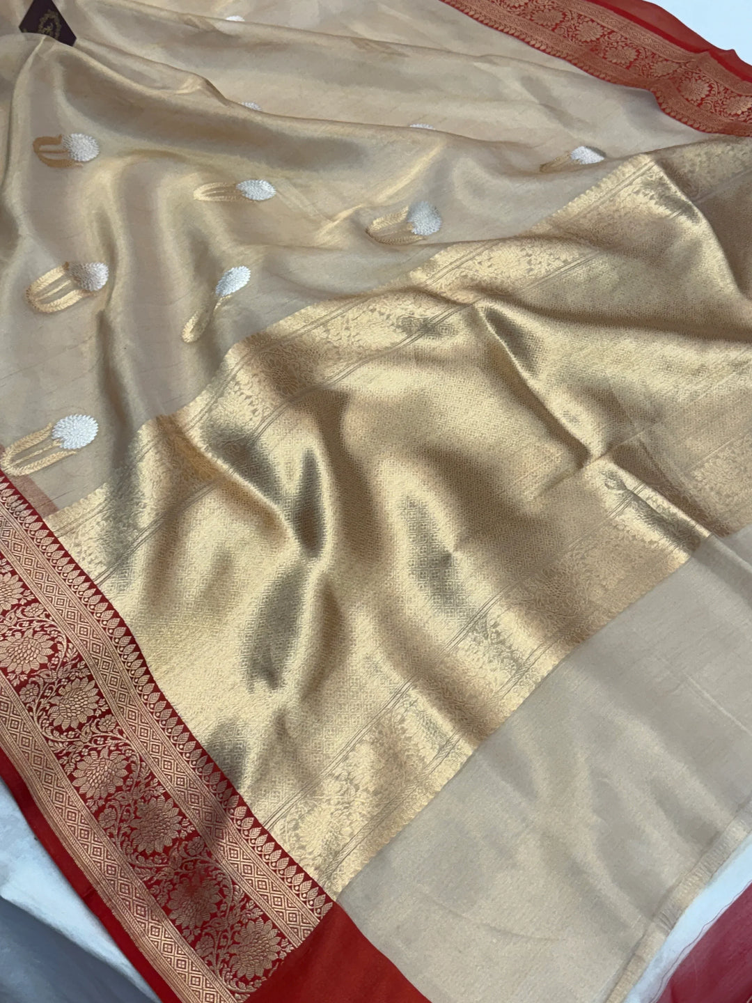Golden Pure Tissue Silk Handloom Banarasi Saree