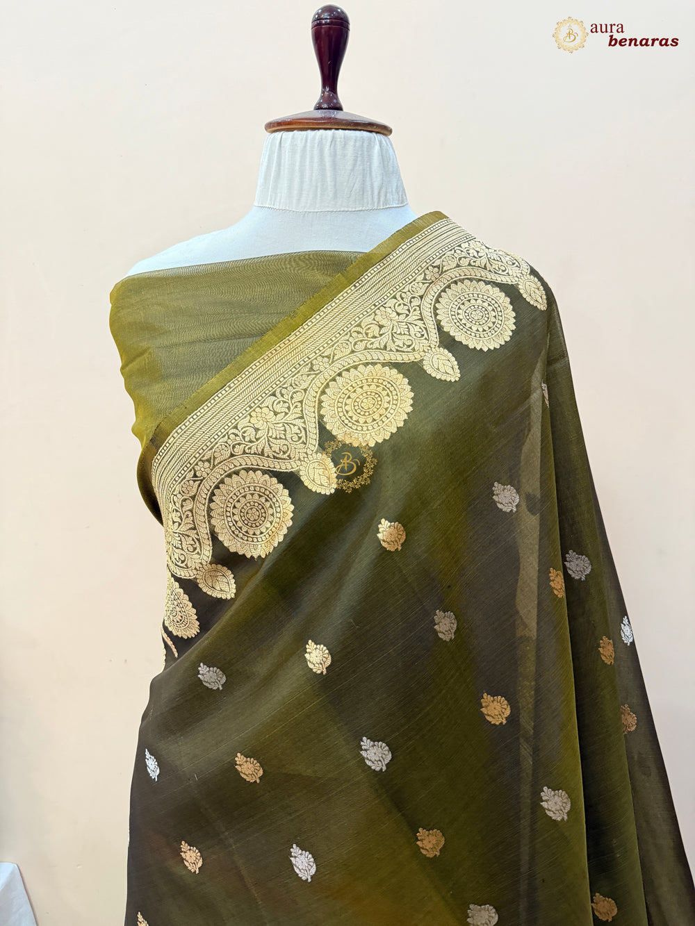 Mehendi Green Pure Banarasi Handloom Kora Silk Saree