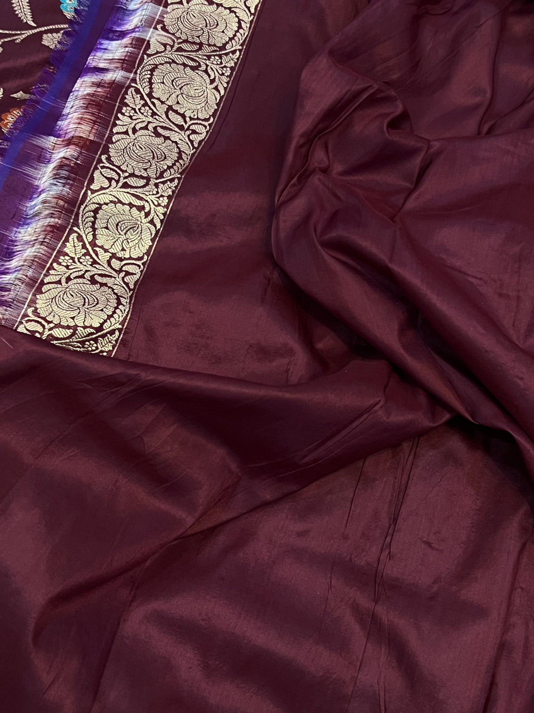 Plain blouse piece with subtle border included with Banarasi Katan silk saree