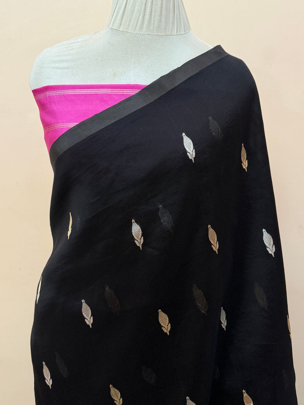 Black Pure Kora Silk Handloom Banarasi Saree