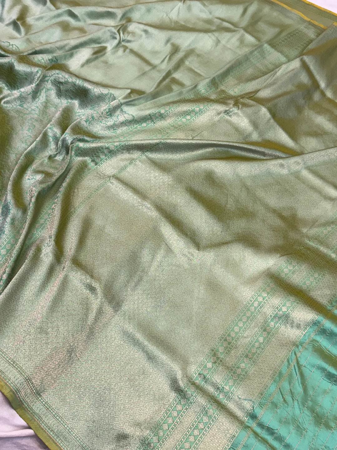 Sea Green Pure Katan silk Handloom Banarasi Saree