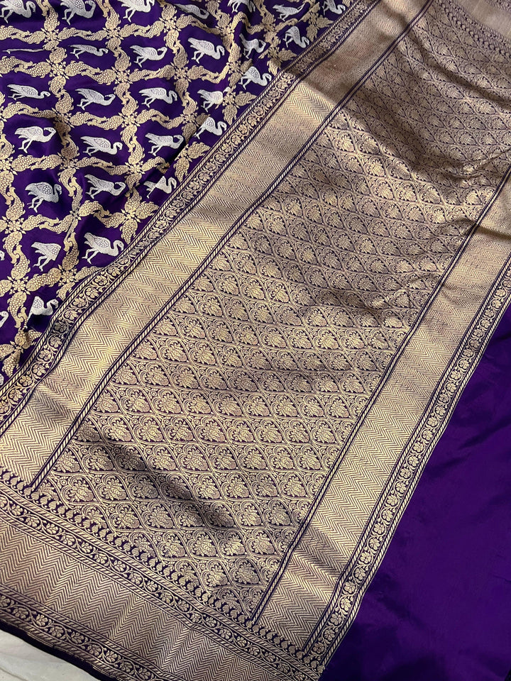 Banarasi saree pallu with intricate gold and silver zari work in Sona Rupa style