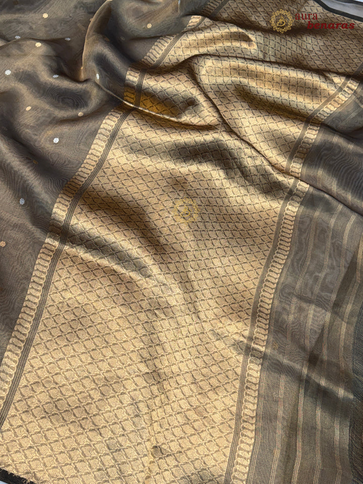 Buy Black Pure Tissue Silk Banarasi Saree – Shaded Colors & Kadhwa Sona Rupa Butis