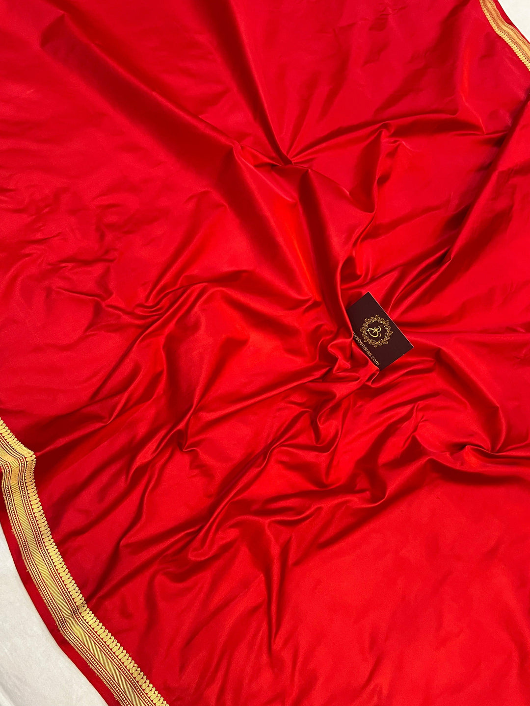 Red Banarasi Handloom Katan Satin Silk Saree - Aura Benaras