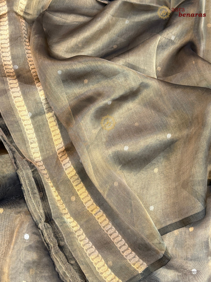 Buy Black Pure Tissue Silk Banarasi Saree – Shaded Colors & Kadhwa Sona Rupa Butis