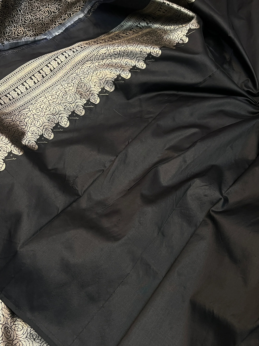 Black Pure Katan Silk Banarasi Saree with Floral Brocade Work