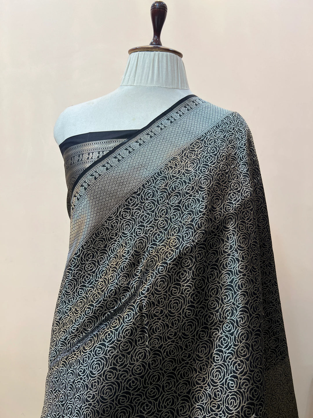 Black Pure Katan silk Handloom Banarasi Saree