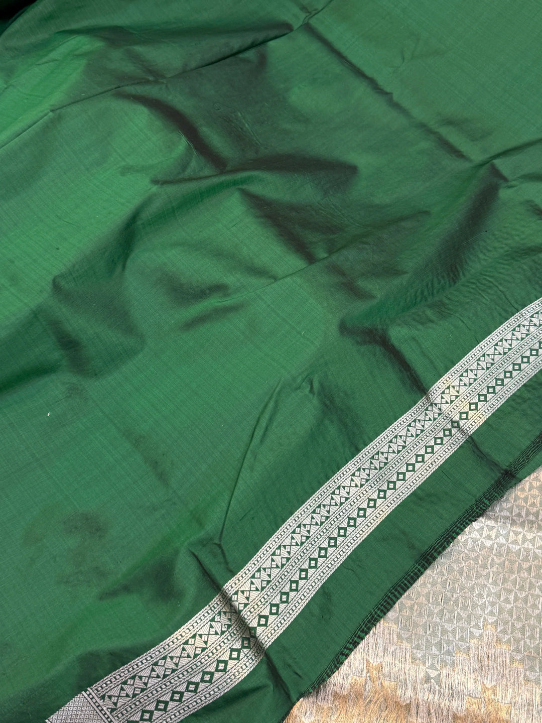 Green Pure Katan silk Handloom Banarasi Saree