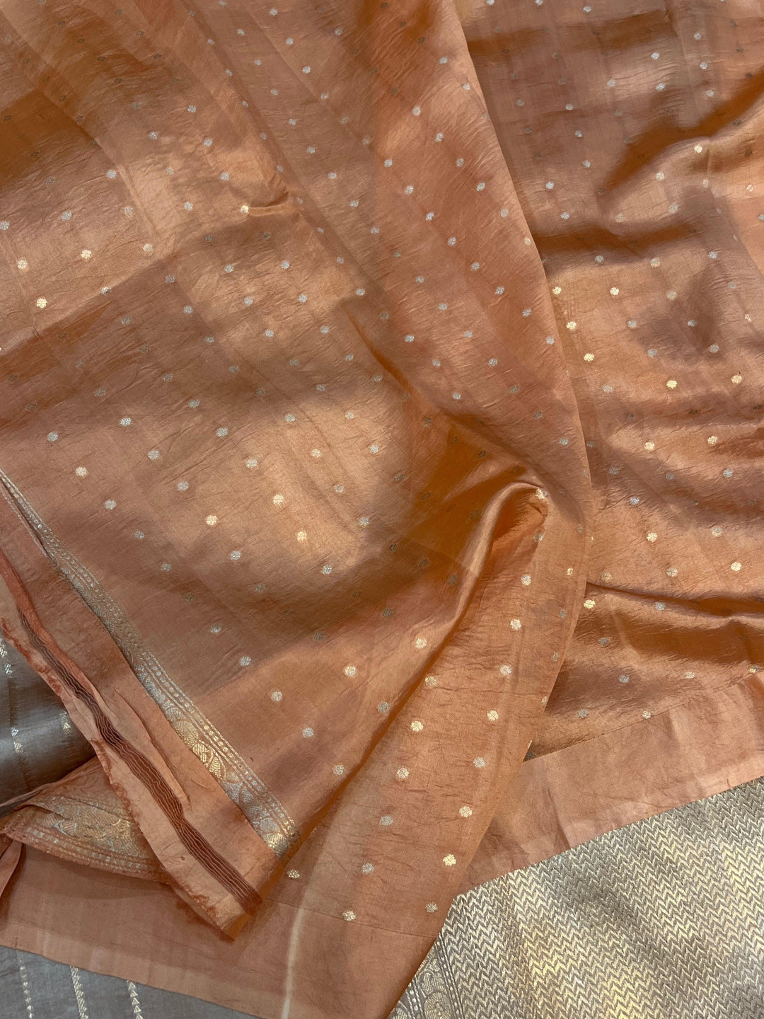 Beige Pure Banarasi Handloom Silk Saree - Aura Benaras