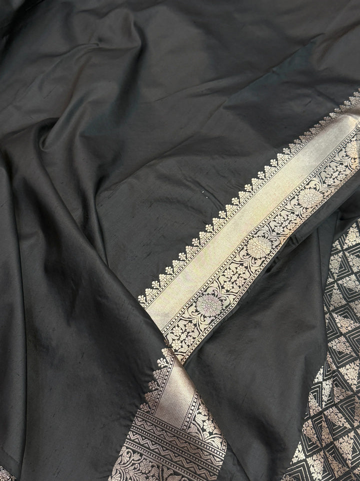 Black Banarasi Handloom Katan Silk Saree