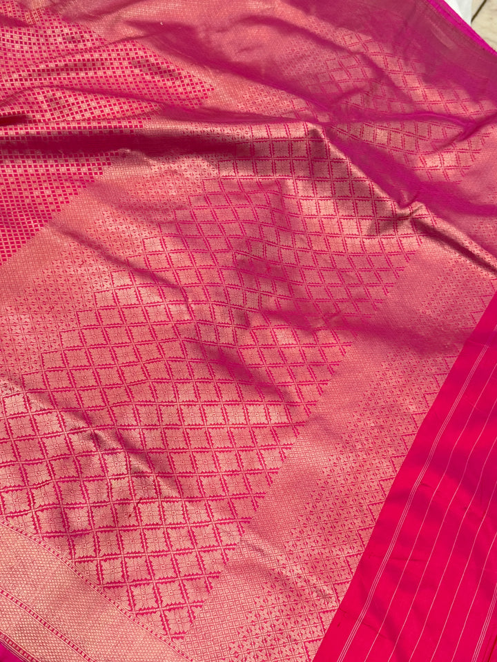 Rani Pink Pure Katan silk Handloom Banarasi Saree