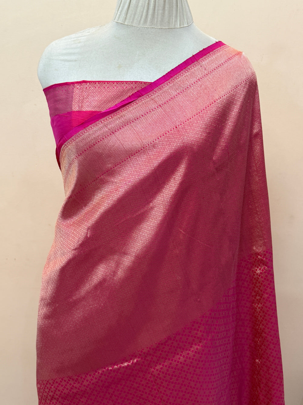 Rani Pink Pure Katan silk Handloom Banarasi Saree