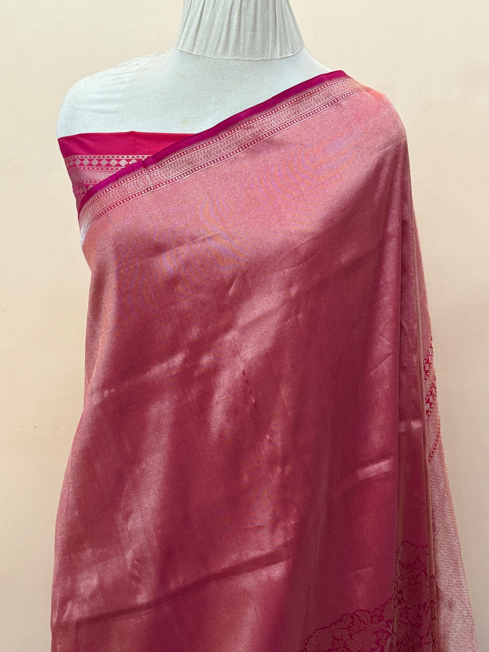 Rani Pink Pure Katan silk Handloom Banarasi Saree