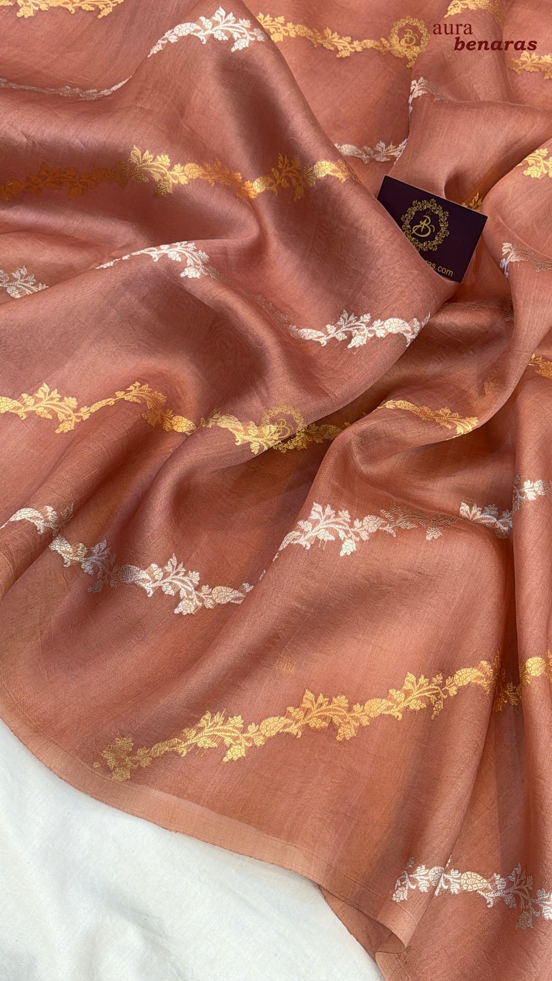 Dusty Rose Kora Silk Banarasi Saree with Kadwa Jaal – Aura Benaras