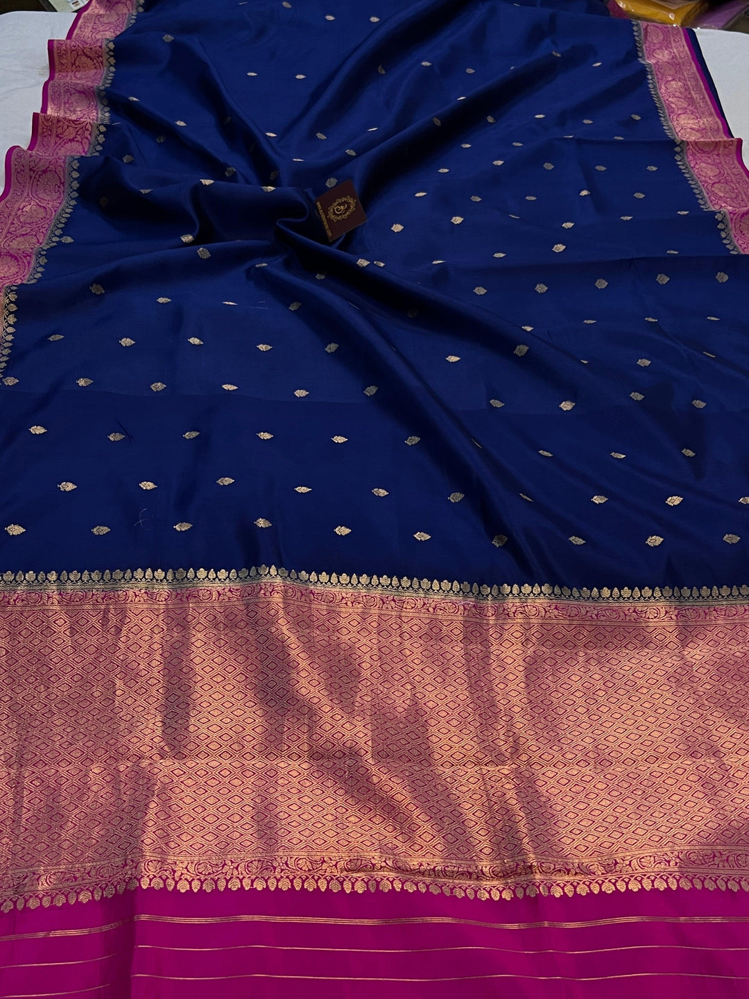 Buy Navy Blue Pure Banarasi Handloom Silk Saree | Aura Benaras