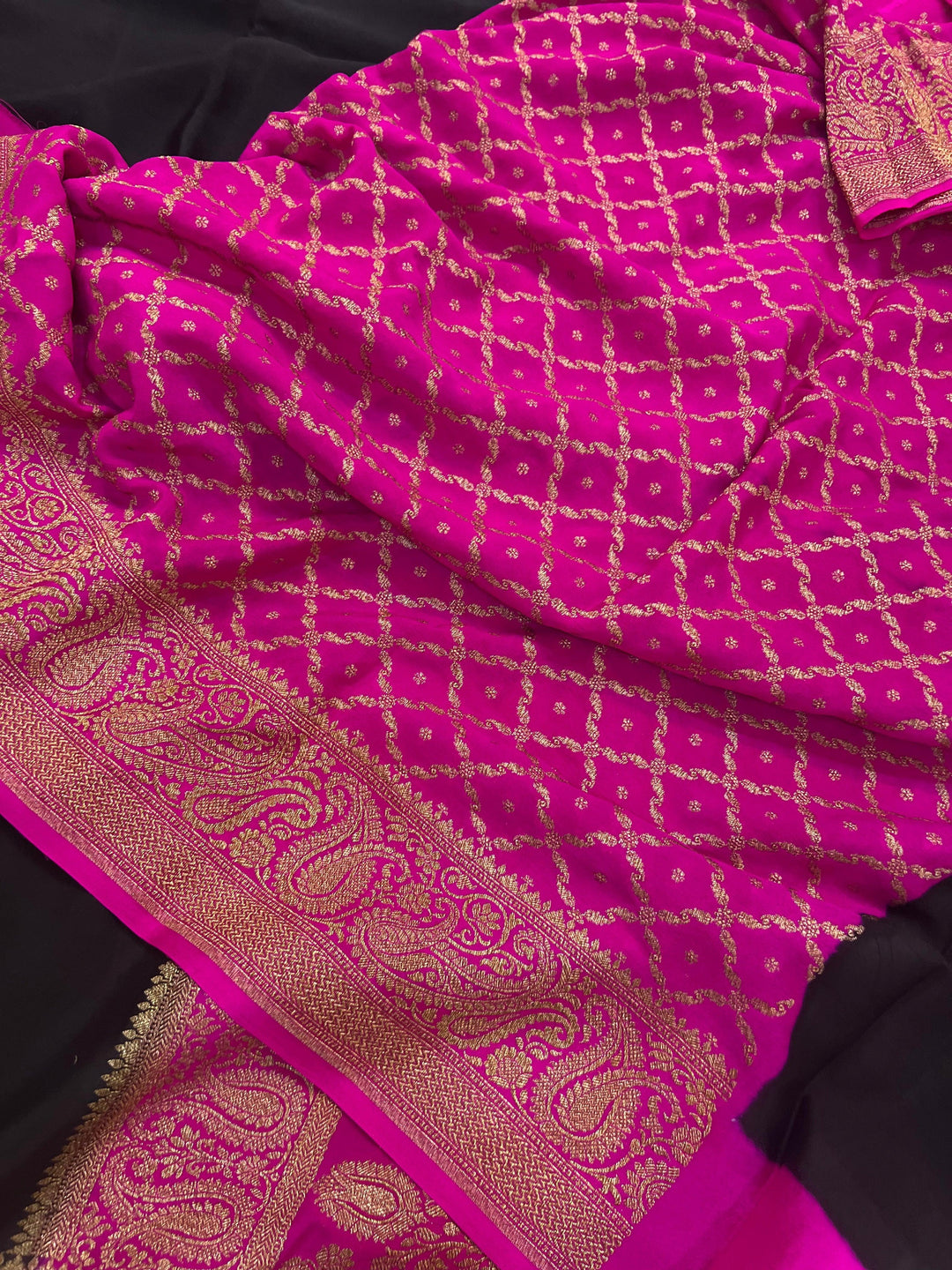 Black Pure Banarasi Khaddi Crepe Silk Saree - Aura Benaras