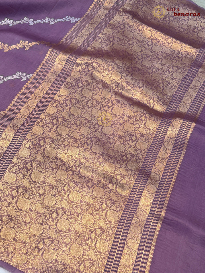 Dusty Lavender Kora Silk Banarasi Saree with Kadwa Jaal – Aura Benaras