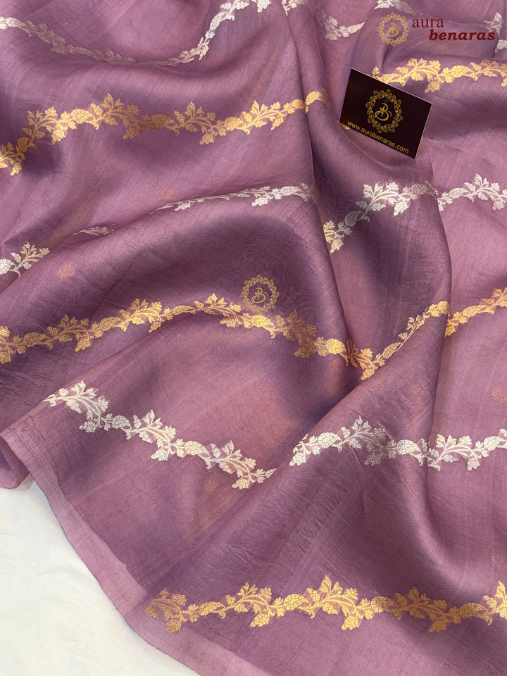 Dusty Lavender Kora Silk Banarasi Saree with Kadwa Jaal – Aura Benaras