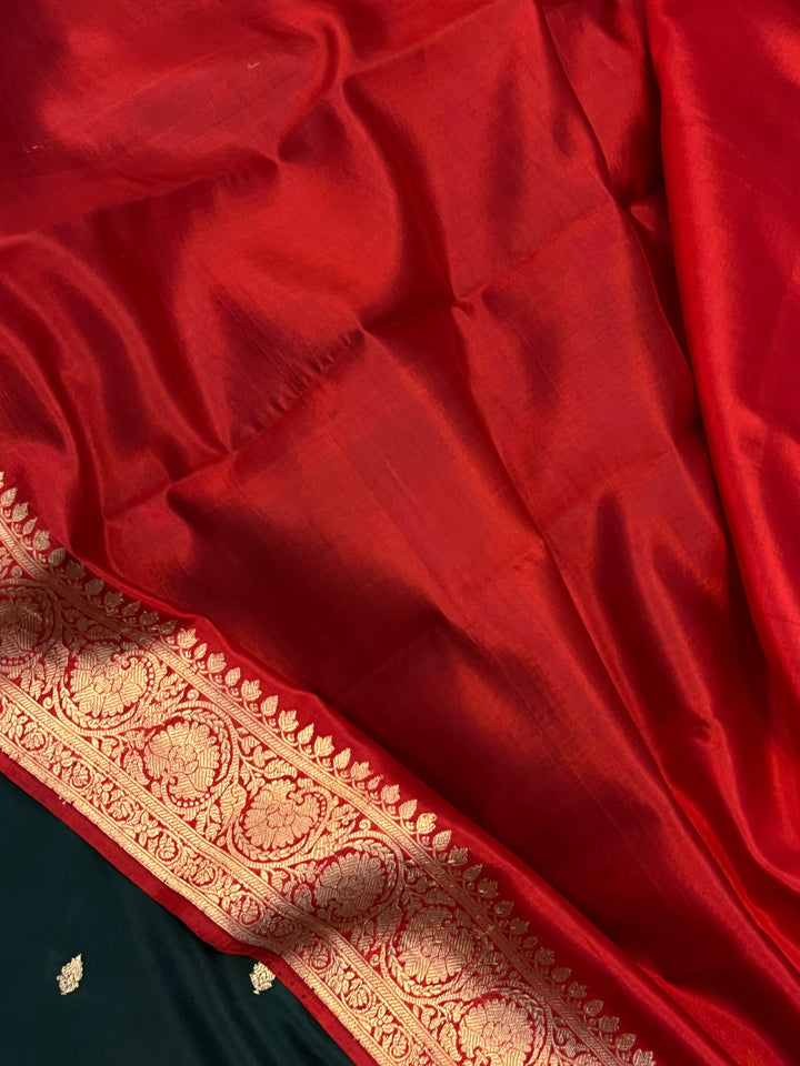 Bottle Green Pure Banarasi Handloom Silk Saree | Aura Benaras