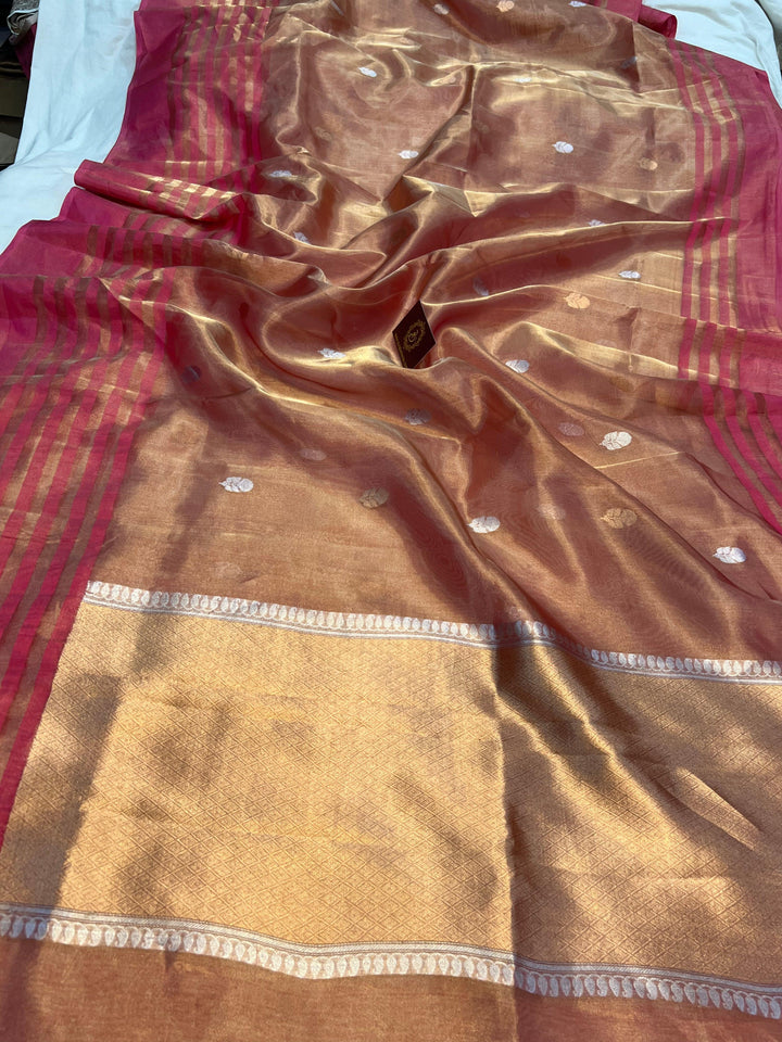 Orangish Pink Banarasi Handloom Organza Tissue Silk Saree - Aura Benaras