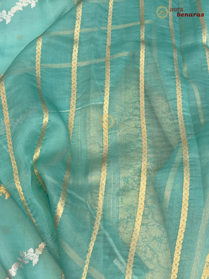 Turquoise Blue Kora Silk Banarasi Saree with Kadwa Jaal – Aura Benaras