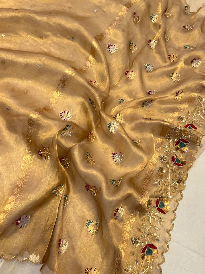 Pre Order :: Antique Golden Pure Tissue Silk Handloom Banarasi Saree